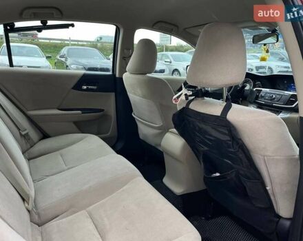 Красный Хонда Аккорд, объемом двигателя 2.4 л и пробегом 224 тыс. км за 9990 $, фото 9 на Automoto.ua