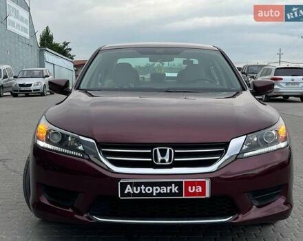 Красный Хонда Аккорд, объемом двигателя 2.4 л и пробегом 224 тыс. км за 9990 $, фото 1 на Automoto.ua