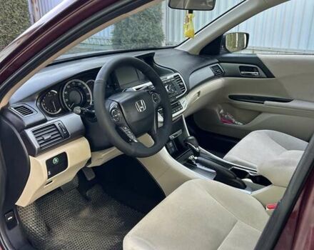 Красный Хонда Аккорд, объемом двигателя 2.36 л и пробегом 222 тыс. км за 9000 $, фото 7 на Automoto.ua