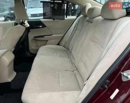 Красный Хонда Аккорд, объемом двигателя 2.4 л и пробегом 224 тыс. км за 9990 $, фото 15 на Automoto.ua