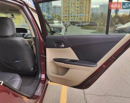 Червоний Хонда Аккорд, об'ємом двигуна 2.4 л та пробігом 128 тис. км за 11999 $, фото 12 на Automoto.ua