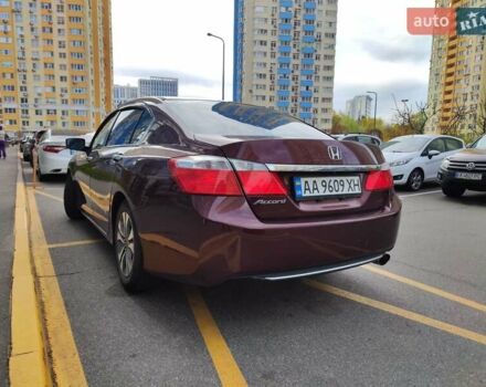 Червоний Хонда Аккорд, об'ємом двигуна 2.4 л та пробігом 128 тис. км за 11999 $, фото 9 на Automoto.ua