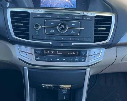 Красный Хонда Аккорд, объемом двигателя 2.35 л и пробегом 138 тыс. км за 16200 $, фото 7 на Automoto.ua