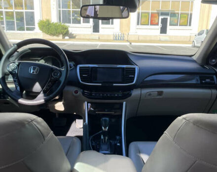 Красный Хонда Аккорд, объемом двигателя 2 л и пробегом 240 тыс. км за 15000 $, фото 13 на Automoto.ua