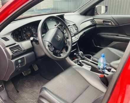 Красный Хонда Аккорд, объемом двигателя 0.24 л и пробегом 160 тыс. км за 13900 $, фото 8 на Automoto.ua