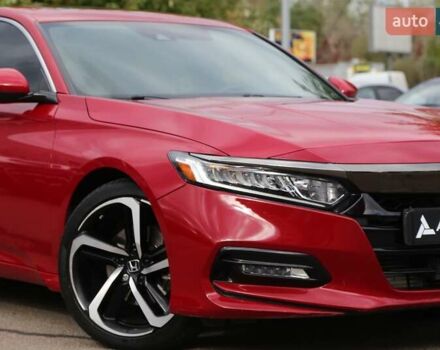 Красный Хонда Аккорд, объемом двигателя 2 л и пробегом 112 тыс. км за 17900 $, фото 2 на Automoto.ua