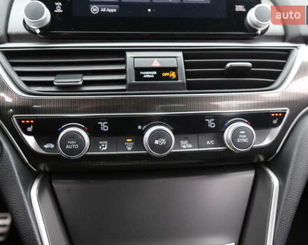 Красный Хонда Аккорд, объемом двигателя 2 л и пробегом 112 тыс. км за 17900 $, фото 18 на Automoto.ua