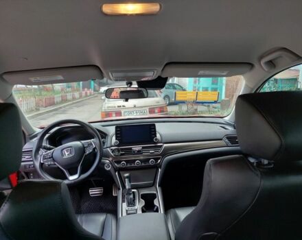 Червоний Хонда Аккорд, об'ємом двигуна 1.5 л та пробігом 75 тис. км за 21000 $, фото 5 на Automoto.ua