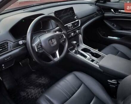 Красный Хонда Аккорд, объемом двигателя 1.5 л и пробегом 14 тыс. км за 19900 $, фото 3 на Automoto.ua