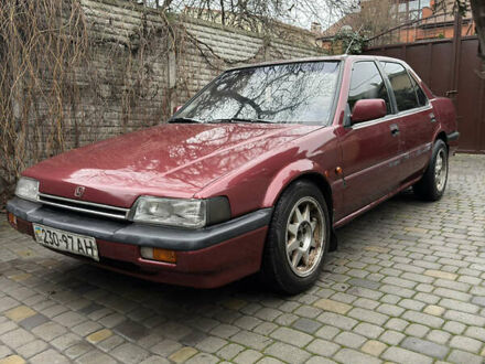 Красный Хонда Аккорд, объемом двигателя 2 л и пробегом 550 тыс. км за 1400 $, фото 1 на Automoto.ua