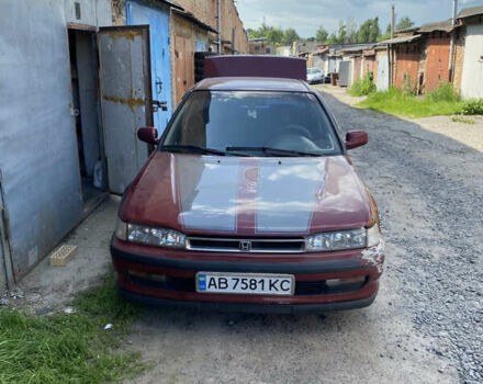 Красный Хонда Аккорд, объемом двигателя 2 л и пробегом 500 тыс. км за 1800 $, фото 1 на Automoto.ua