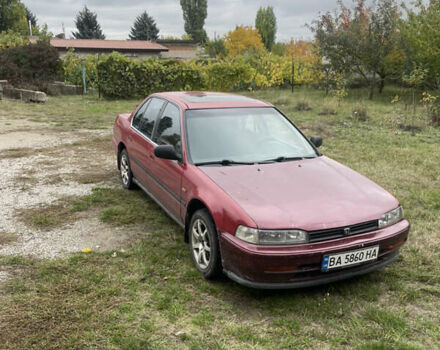 Красный Хонда Аккорд, объемом двигателя 1.99 л и пробегом 403 тыс. км за 3300 $, фото 1 на Automoto.ua