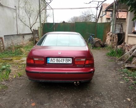Красный Хонда Аккорд, объемом двигателя 2 л и пробегом 370 тыс. км за 2000 $, фото 1 на Automoto.ua