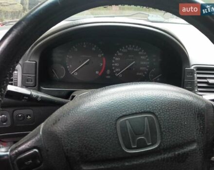 Красный Хонда Аккорд, объемом двигателя 2 л и пробегом 370 тыс. км за 2000 $, фото 1 на Automoto.ua