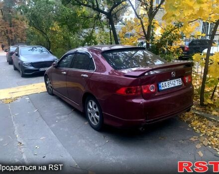 Хонда Аккорд 2004 в Киеве на Automoto.ua Красный Хонда Аккорд, объемом двигателя 2.4 л и пробегом 300 тыс. км за 5500 $, фото 1 на Automoto.ua