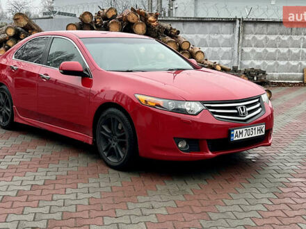 Красный Хонда Аккорд, объемом двигателя 2.4 л и пробегом 262 тыс. км за 8200 $, фото 1 на Automoto.ua