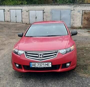 Красный Хонда Аккорд, объемом двигателя 2 л и пробегом 245 тыс. км за 6999 $, фото 1 на Automoto.ua