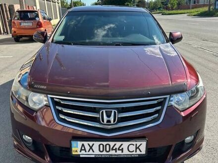 Хонда Аккорд 2010 в Харькове на Automoto.ua Красный Хонда Аккорд, объемом двигателя 2.4 л и пробегом 118 тыс. км за 8500 $, фото 1 на Automoto.ua