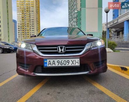 Красный Хонда Аккорд, объемом двигателя 2.4 л и пробегом 128 тыс. км за 11999 $, фото 1 на Automoto.ua