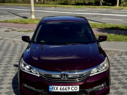 Красный Хонда Аккорд, объемом двигателя 2.4 л и пробегом 89 тыс. км за 11499 $, фото 1 на Automoto.ua