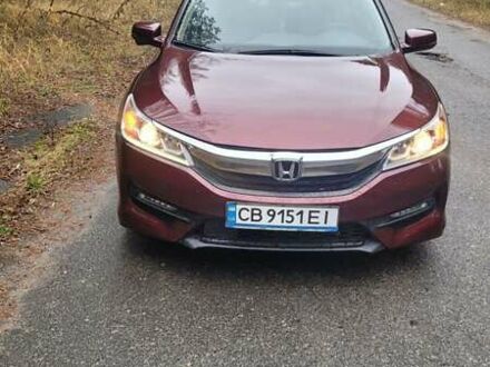 Красный Хонда Аккорд, объемом двигателя 2 л и пробегом 230 тыс. км за 17300 $, фото 1 на Automoto.ua