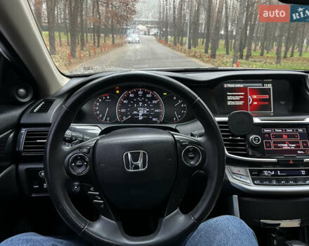 Хонда Аккорд, объемом двигателя 2.4 л и пробегом 120 тыс. км за 9999 $, фото 15 на Automoto.ua