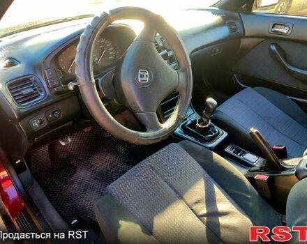 Хонда Аккорд, объемом двигателя 2 л и пробегом 258 тыс. км за 2600 $, фото 5 на Automoto.ua