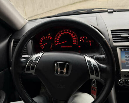 Хонда Аккорд, объемом двигателя 2.4 л и пробегом 378 тыс. км за 5100 $, фото 30 на Automoto.ua