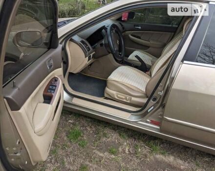 Хонда Аккорд, об'ємом двигуна 2.4 л та пробігом 265 тис. км за 5699 $, фото 11 на Automoto.ua