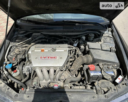 Хонда Аккорд, об'ємом двигуна 2.4 л та пробігом 185 тис. км за 8000 $, фото 25 на Automoto.ua