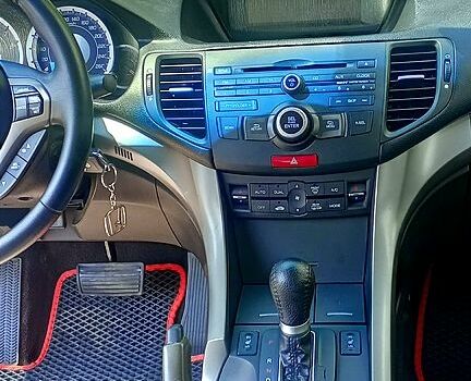 Хонда Аккорд, объемом двигателя 2 л и пробегом 160 тыс. км за 6999 $, фото 5 на Automoto.ua