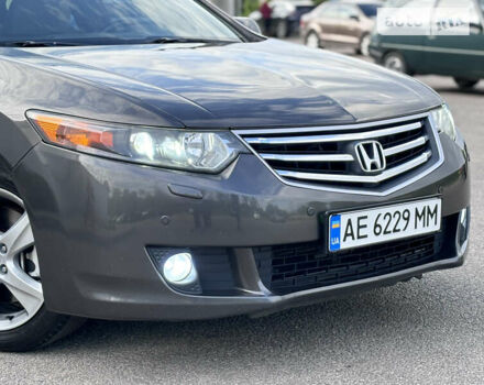 Хонда Аккорд, объемом двигателя 2.35 л и пробегом 203 тыс. км за 10999 $, фото 3 на Automoto.ua