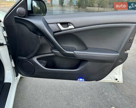 Хонда Аккорд, объемом двигателя 2 л и пробегом 240 тыс. км за 13000 $, фото 19 на Automoto.ua