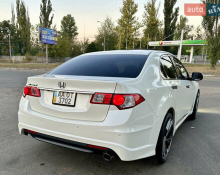 Хонда Аккорд, объемом двигателя 2 л и пробегом 240 тыс. км за 13000 $, фото 8 на Automoto.ua