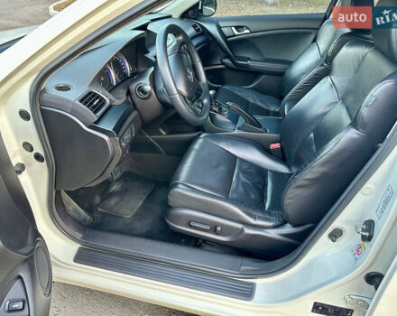 Хонда Аккорд, объемом двигателя 2 л и пробегом 240 тыс. км за 13000 $, фото 18 на Automoto.ua