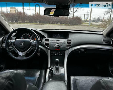 Хонда Аккорд, объемом двигателя 2 л и пробегом 207 тыс. км за 10500 $, фото 4 на Automoto.ua