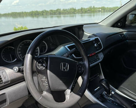 Хонда Аккорд, объемом двигателя 2.4 л и пробегом 225 тыс. км за 14500 $, фото 15 на Automoto.ua