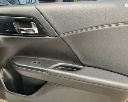 Хонда Аккорд, объемом двигателя 2.4 л и пробегом 217 тыс. км за 11500 $, фото 17 на Automoto.ua