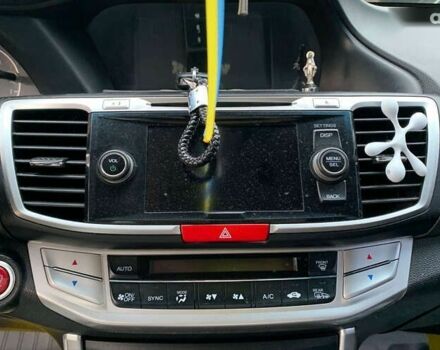 Хонда Аккорд, объемом двигателя 2.4 л и пробегом 217 тыс. км за 11500 $, фото 9 на Automoto.ua