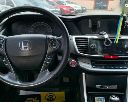 Хонда Аккорд, объемом двигателя 2.4 л и пробегом 217 тыс. км за 11500 $, фото 15 на Automoto.ua