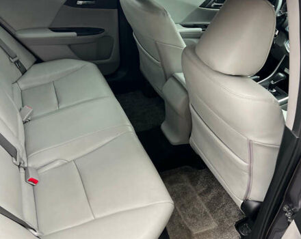 Хонда Аккорд, объемом двигателя 2.4 л и пробегом 171 тыс. км за 10700 $, фото 15 на Automoto.ua