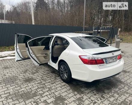 Хонда Аккорд, об'ємом двигуна 2 л та пробігом 210 тис. км за 14200 $, фото 16 на Automoto.ua