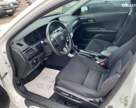 Хонда Аккорд, объемом двигателя 2.4 л и пробегом 180 тыс. км за 12300 $, фото 8 на Automoto.ua