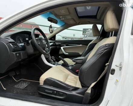 Хонда Аккорд, объемом двигателя 2.4 л и пробегом 223 тыс. км за 10790 $, фото 11 на Automoto.ua