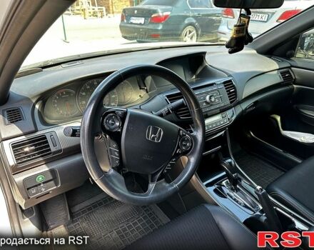 Хонда Аккорд, объемом двигателя 2.4 л и пробегом 70 тыс. км за 14999 $, фото 4 на Automoto.ua