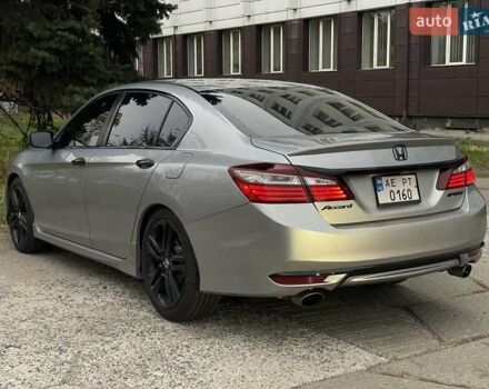 Хонда Аккорд, объемом двигателя 2.4 л и пробегом 118 тыс. км за 14600 $, фото 9 на Automoto.ua