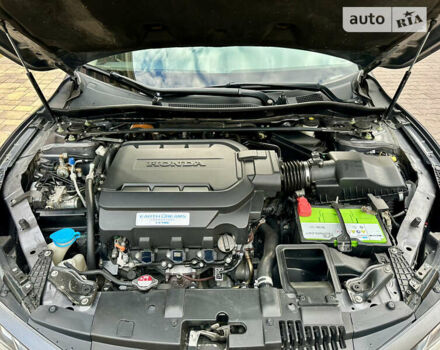 Хонда Аккорд, объемом двигателя 3.5 л и пробегом 93 тыс. км за 16700 $, фото 16 на Automoto.ua