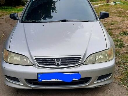 Хонда Аккорд 1999 у Лубнах на Automoto.ua Хонда Аккорд, об'ємом двигуна 18 л та пробігом 430 тис. км за 3000 $, фото 1 на Automoto.ua