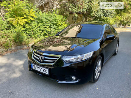 Хонда Аккорд 2011 у Харкові на Automoto.ua Хонда Аккорд, об'ємом двигуна 2.4 л та пробігом 142 тис. км за 13200 $, фото 1 на Automoto.ua