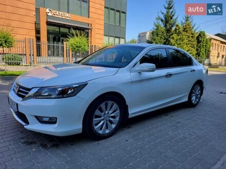 Хонда Аккорд 2013 у Черкасах на Automoto.ua Хонда Аккорд, об'ємом двигуна 2.35 л та пробігом 110 тис. км за 13800 $, фото 1 на Automoto.ua